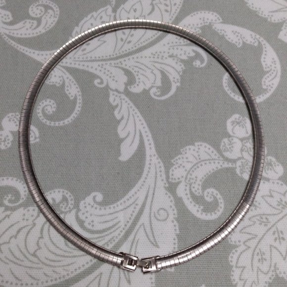 Silver Tone Omega Chain Necklace - Picture 2 of 5